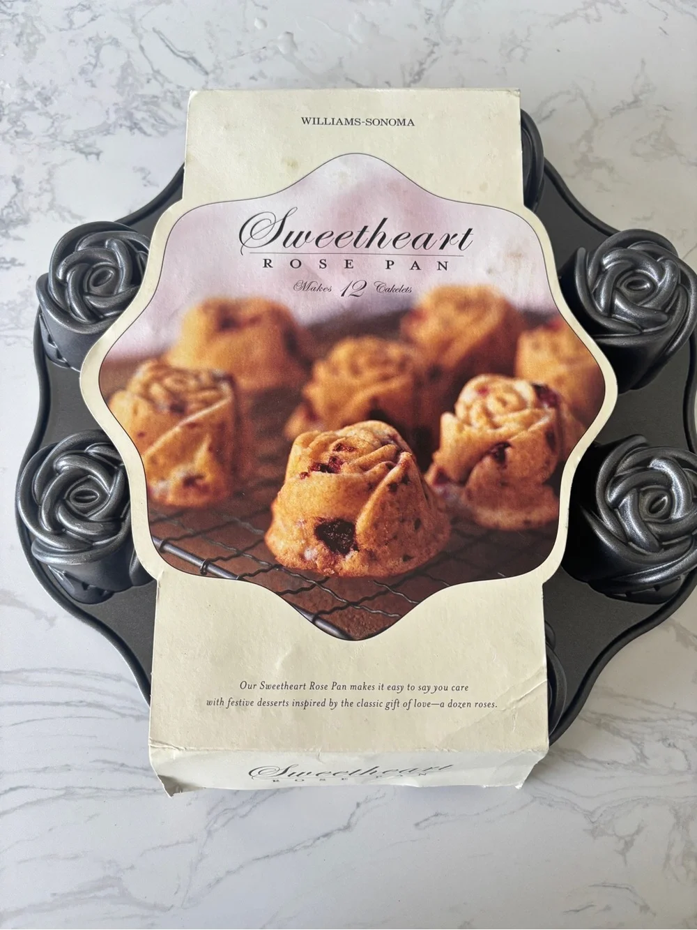 Williams Sonoma Sweetheart Rose Pan by Nordic Ware, NWT